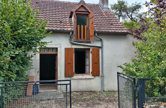 Cette propriété a raffraichir est ideale pour ceux qui recherchent le calme — photo 2