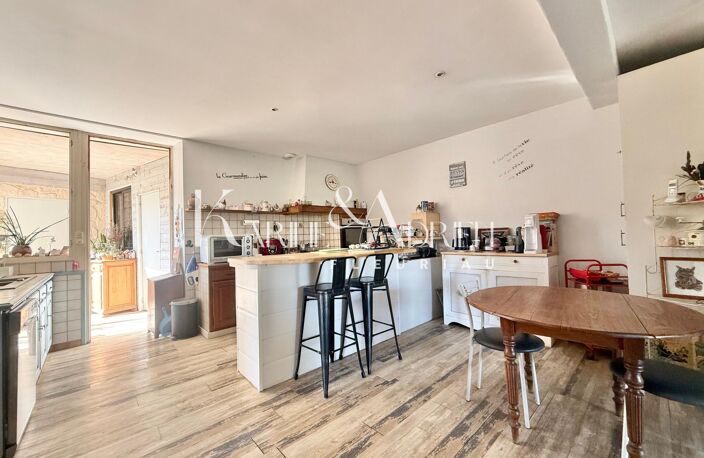 MAISON 5 CHAMBRES AVEC GARAGE ET DEPENDANCES — photo 4