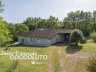 Maison en pierre à la campagne — photo 2
