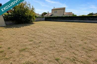 Terrain  90000 €