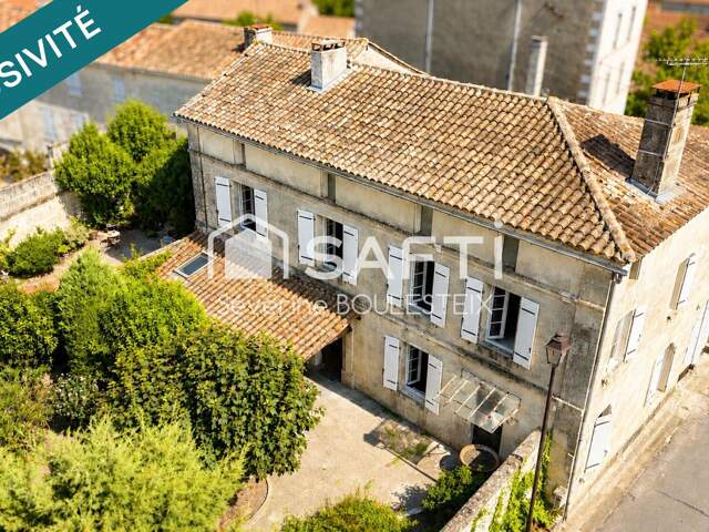 Maison Charentaise de 145m² habitable — photo du bien