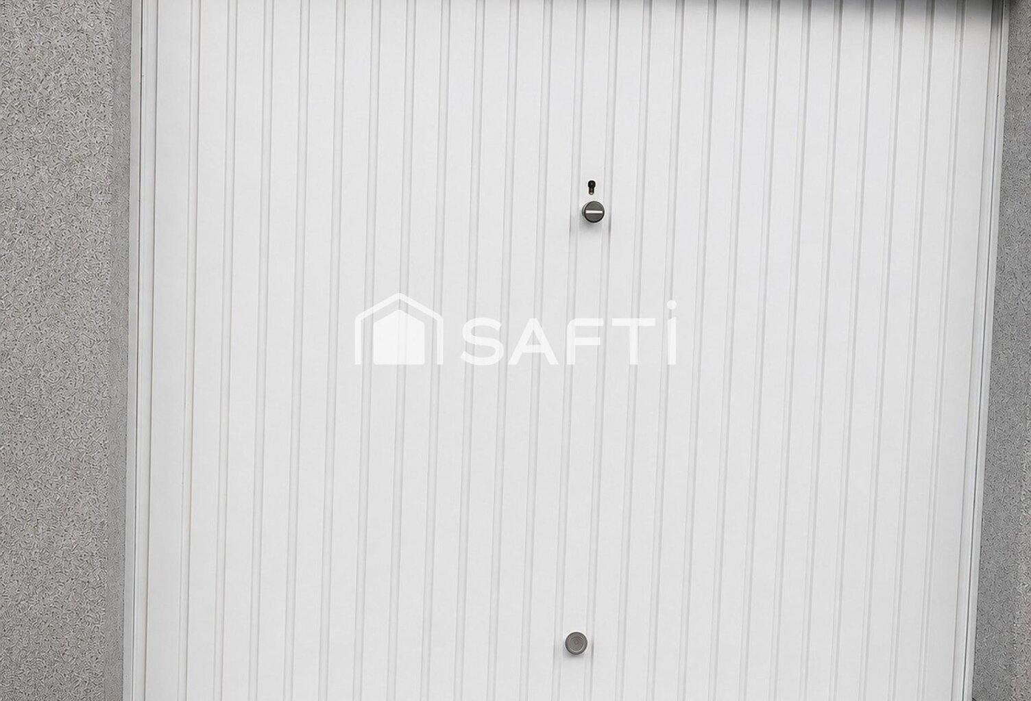 SAINT-MALO CENTRE GARAGE IND FERMÉ — photo 1