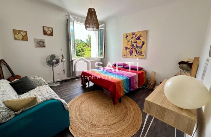 Bourg les Valence, maison familiale de caractère, 4 chambres, terrasse et 1207m2 de jardin — photo 4