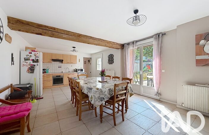 Vente Maison/villa 7 pièces — photo 2