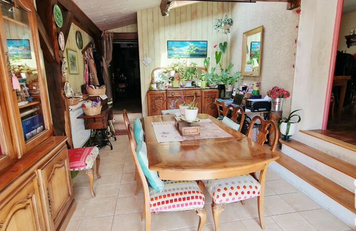 Vente Maison/villa 9 pièces — photo 2