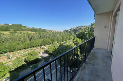 Appartement 4 pièces 765 €