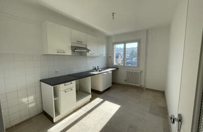 RODEZ - T4 : 765 € CHARGES COMPRISES : EAU + CHAUFFAGE — photo du bien
