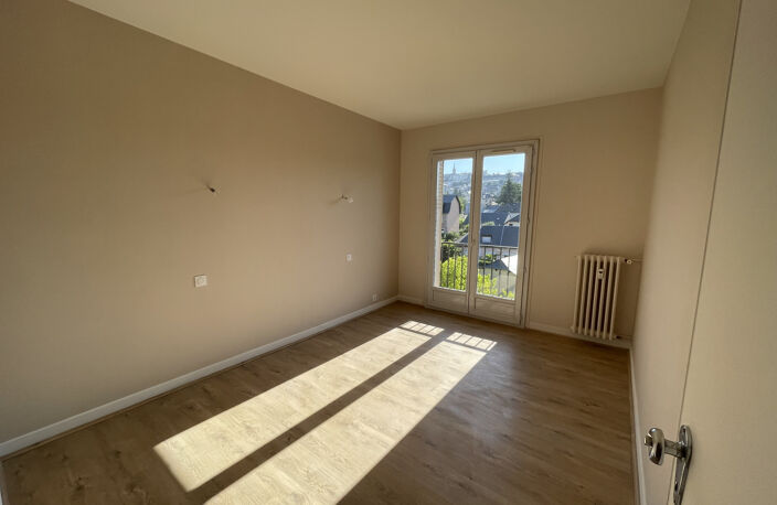 RODEZ - T4 : 765 € CHARGES COMPRISES : EAU + CHAUFFAGE — photo 5
