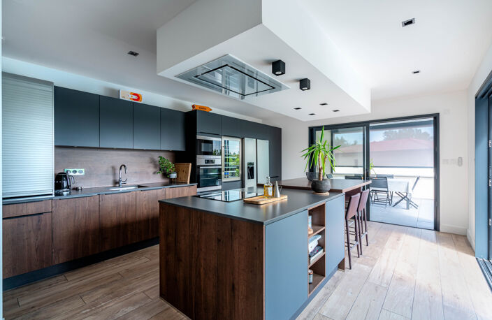 Maison contemporaine 4 chambres La Tour de Salvagny — photo 4