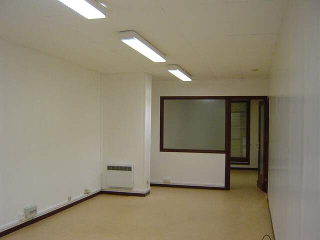 Local commercial — photo du bien