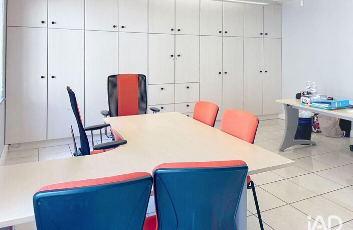 Location Bureaux 73 m&sup2; — photo 2