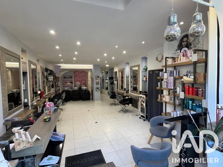 Vente Local commercial 69 m&sup2; — photo 1