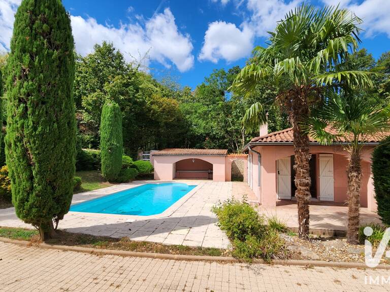 Vente Maison/villa 7 pièces — photo 1