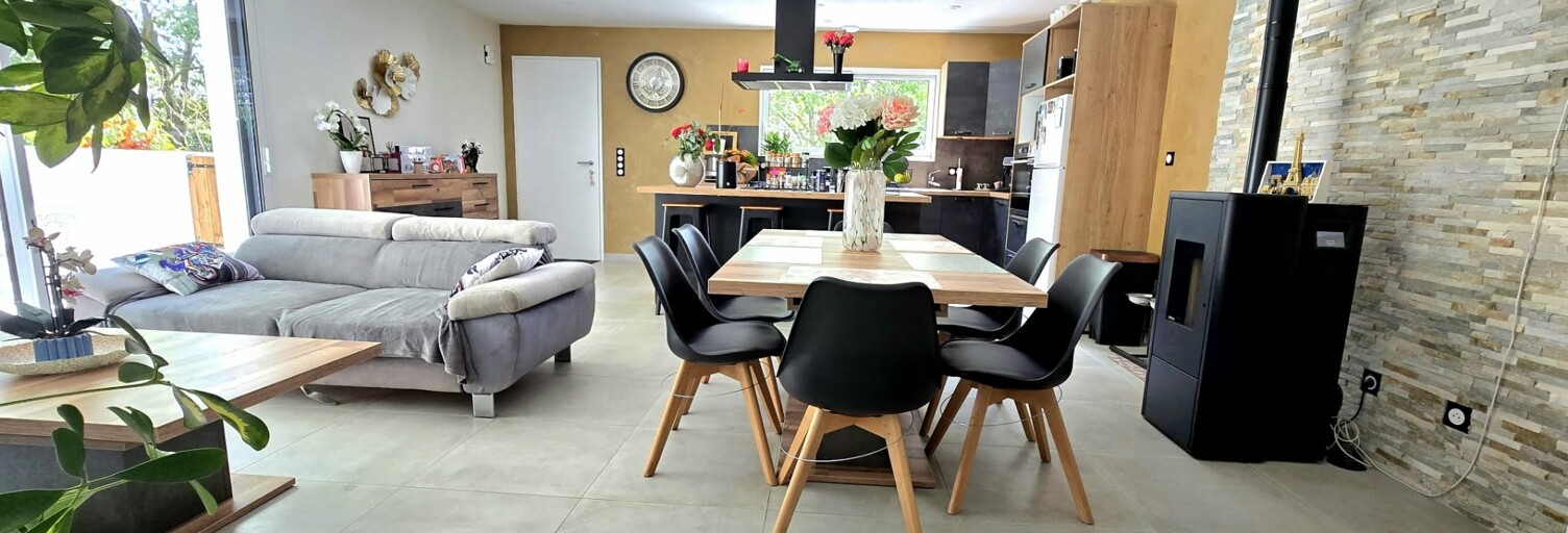 Maison 5 Pièces 90 m² à vendre à Les Lucs-sur-Boulogne (85170)