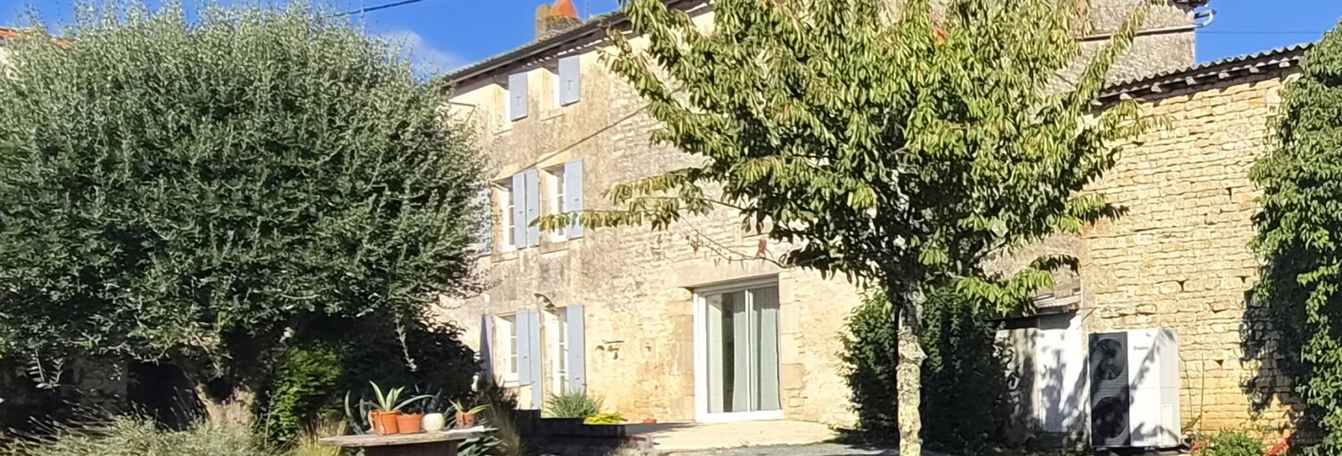 Maison 6 Pièces 146 m² à vendre à Celles-sur-Belle (79370)