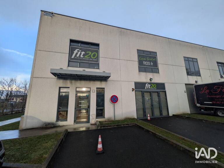 Location Boutique/Local commercial 250 m&sup2; — photo 1