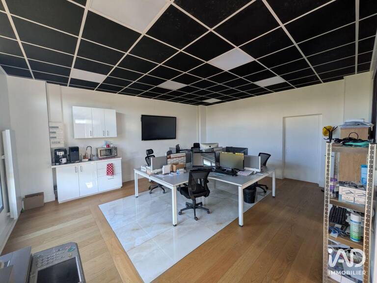 Location Boutique/Local commercial 250 m&sup2; — photo 1