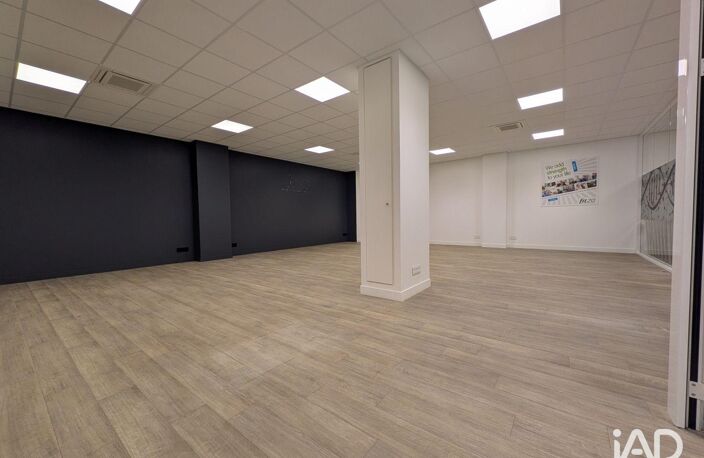 Location Boutique/Local commercial 250 m&sup2; — photo 2