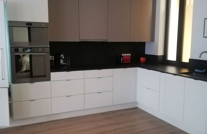 COEUR ST CYPRIEN T2 BSI DE STANDING DE 72M2 + PARKING....145 — photo 3