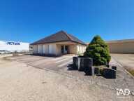 Location Local d'activités 604 m&sup2; — photo 2