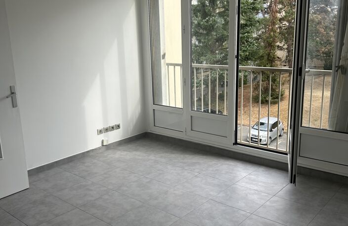 Vente Appartement 3 pièces — photo 2