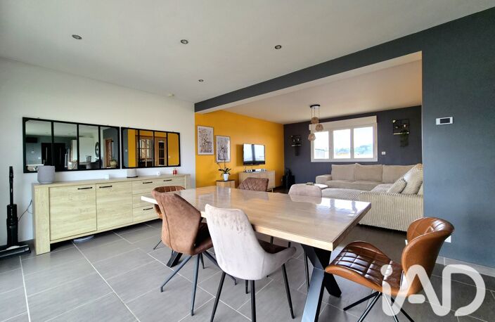 Vente Maison/villa 6 pièces — photo 2