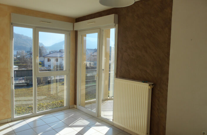T3 + garage — photo 2