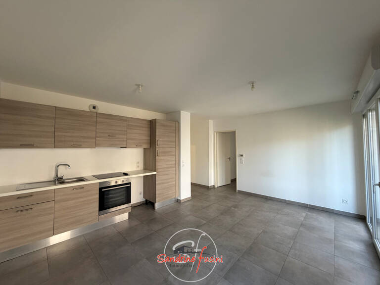 APPARTEMENT 2P AVEC PARKING EN SOUS-SOL — photo 1