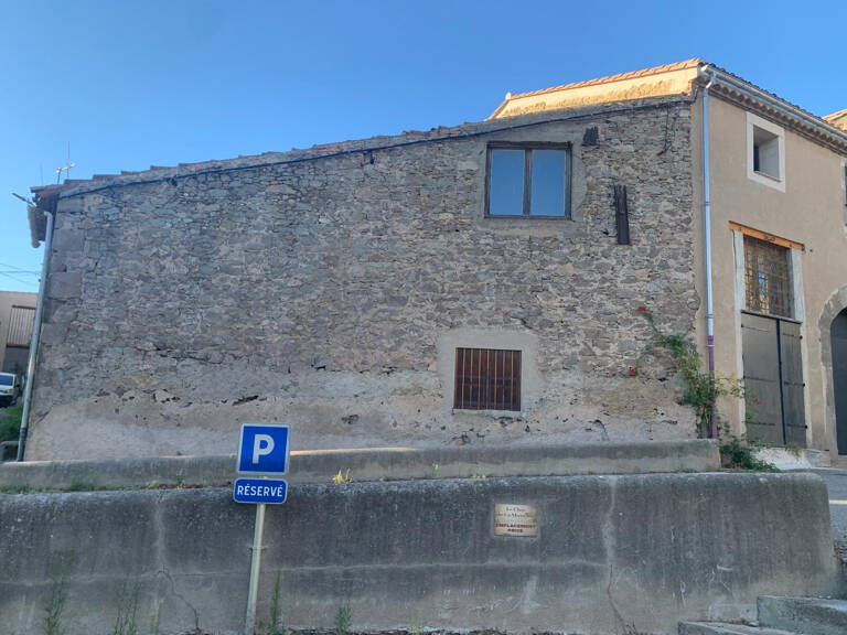 Belle remise en pierre de 75m2 au sol avec étage — photo 1