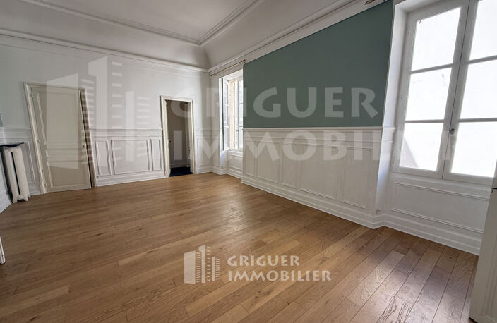 Location 5 pieces Nice centre ville — photo 3
