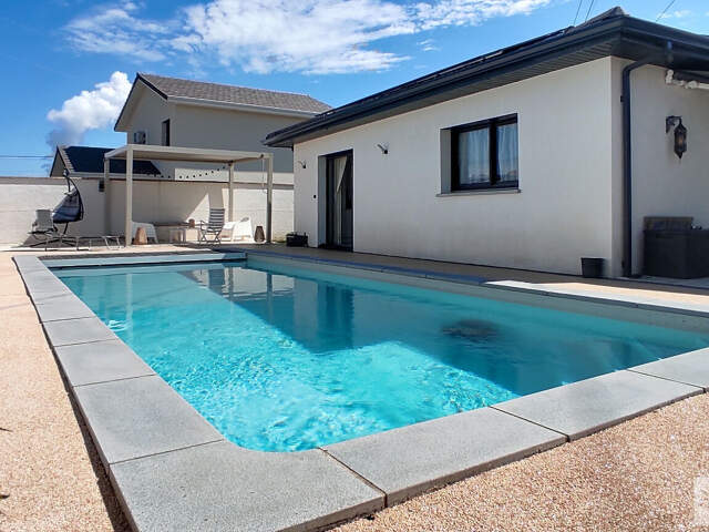 Maison Plain pied  piscine, 3 chambres, Tignieu-Jameyzieu — photo du bien