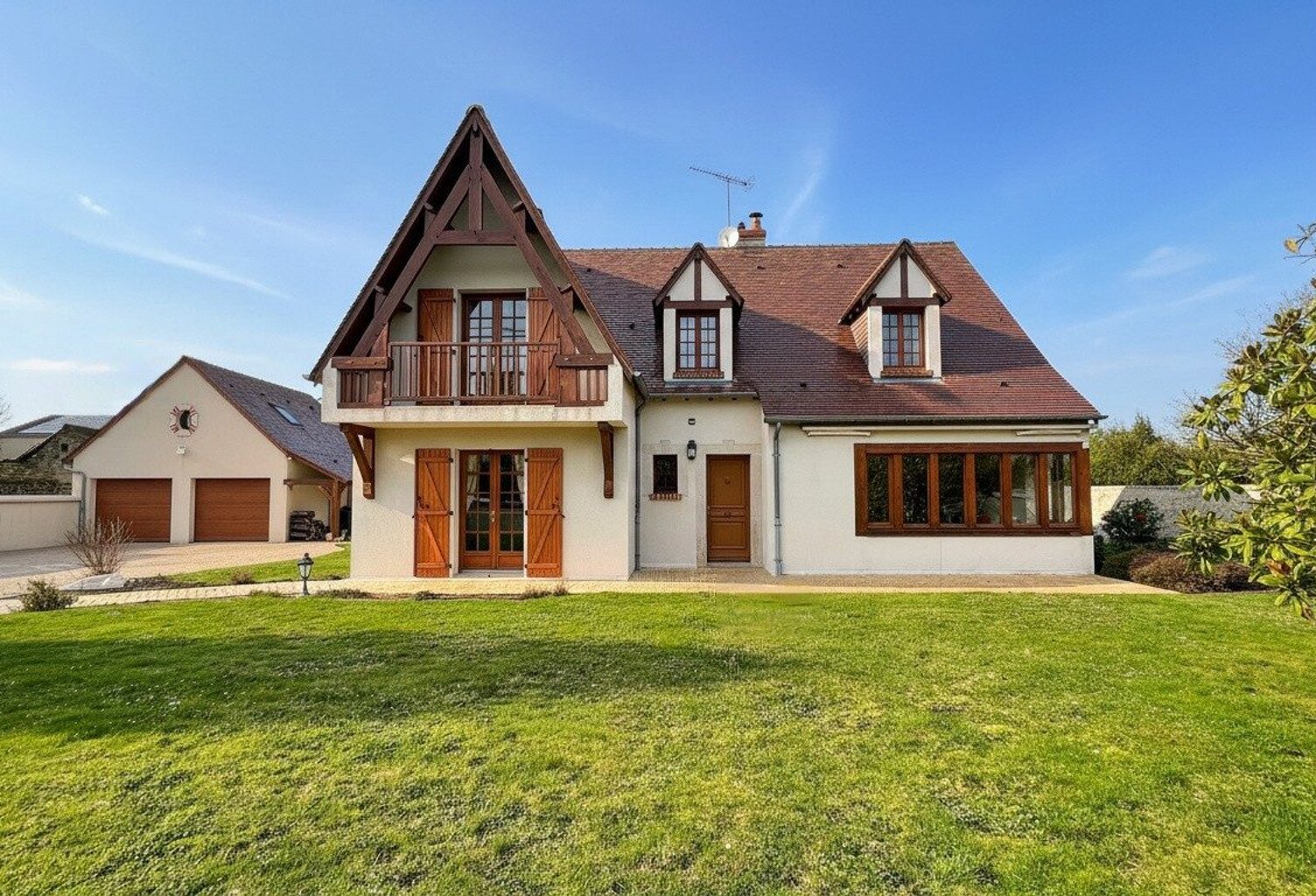 EXCLUSIVITE Villebarou maison 6 pièces 189 m² — photo 1