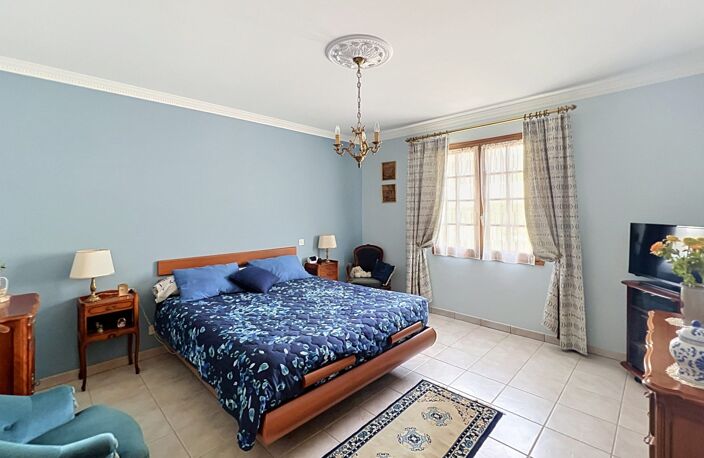 EXCLUSIVITE Villebarou maison 6 pièces 189 m² — photo 4