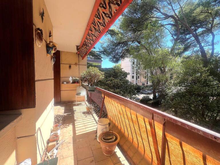 APPARTEMENT 4P AVEC TERRASSE ET CAVE LE CANNET — photo 1