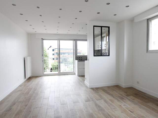 Appartement à vendre 2 pièces MAISONS ALFORT (94) — photo du bien