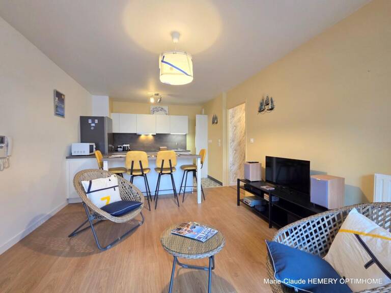 DINARD – RUE GARDINER :Appartement entièrement rénové avec terrasse plein ouest et parking en sous-sol — photo 1
