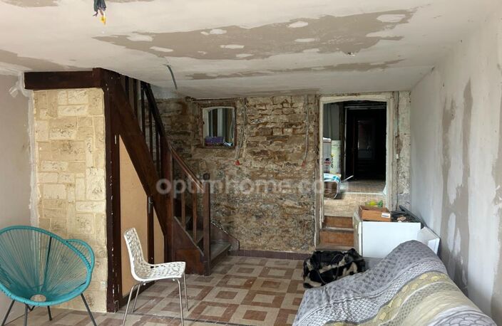 Maison de 105 m2 à finir de rénover avec jardinet — photo 5