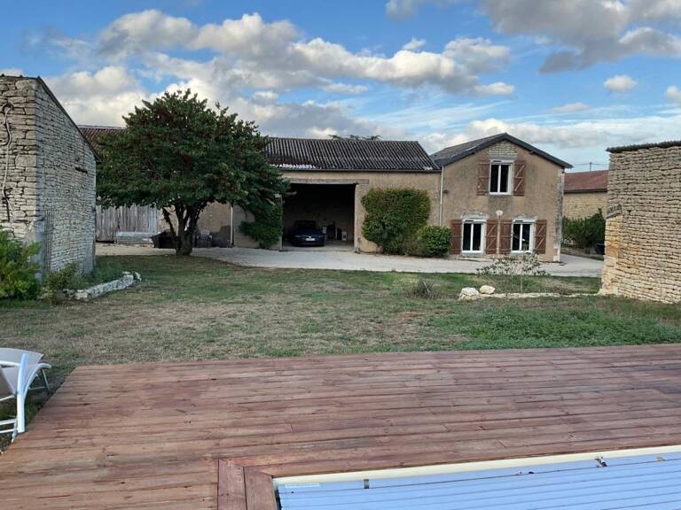 Propriété de caractère en pierre - 376 m² - Piscine chauffée -  Panneaux solaires - Champigny à 10minutes de N. de Poitou — photo 1
