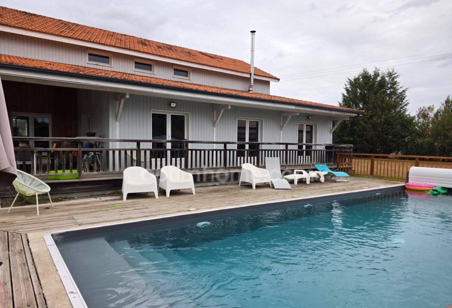 Maison familiale 220 m² – DPE B – Piscine – Grand garage – Plus de 6 300 m² de terrain – Le Fleix — photo 1