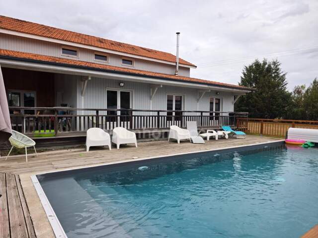 Maison familiale 220 m² – DPE B – Piscine – Grand garage – Plus de 6 300 m² de terrain – Le Fleix — photo du bien