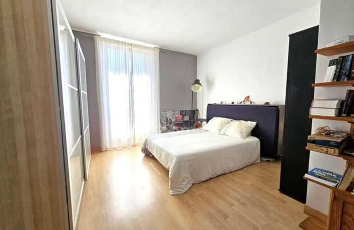 Maison de 156 m² Charme de la pierre et beaux volumes au cœur de L'Houmeau  ANGOULEME (16) — photo 4