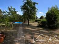 LIGNAN DE BORDEAUX - AUX PORTES DE FARGUES ST HILAIRE - SUR 2591M2 ET SUR SOUS-SOL INTEGRAL — photo 3