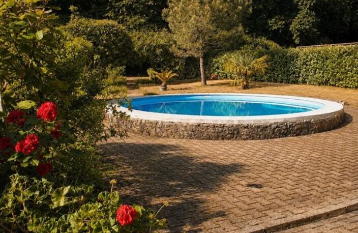 LIGNAN DE BORDEAUX - AUX PORTES DE FARGUES ST HILAIRE - SUR 2591M2 ET SUR SOUS-SOL INTEGRAL — photo 5
