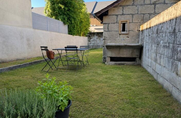 Brive la Gaillarde- Immeuble composé de 3 logements loués — photo 2