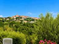 Belle villa dominante proche Valbonne village — photo 3