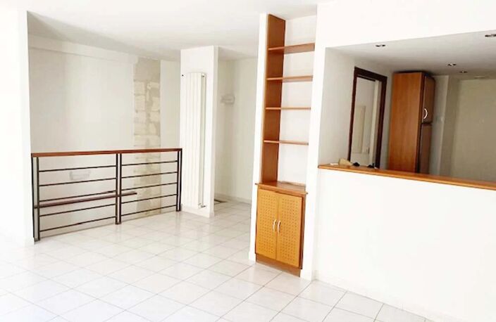 Avignon Intra-Muros, proche des Carmes. Appartement P3 (77 m²) a — photo 3
