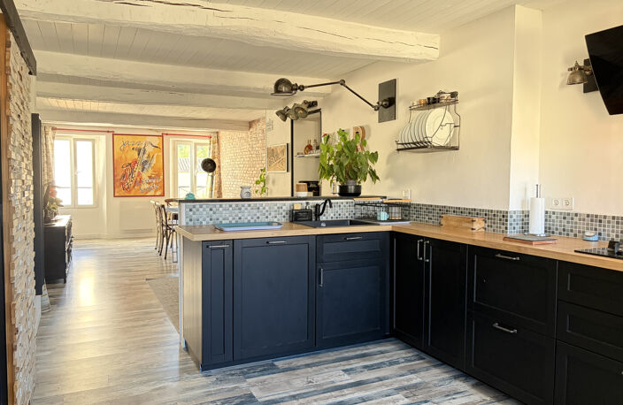 COLLOBRIERES ELEGANT DUPLEX AVEC TERRASSE — photo 2