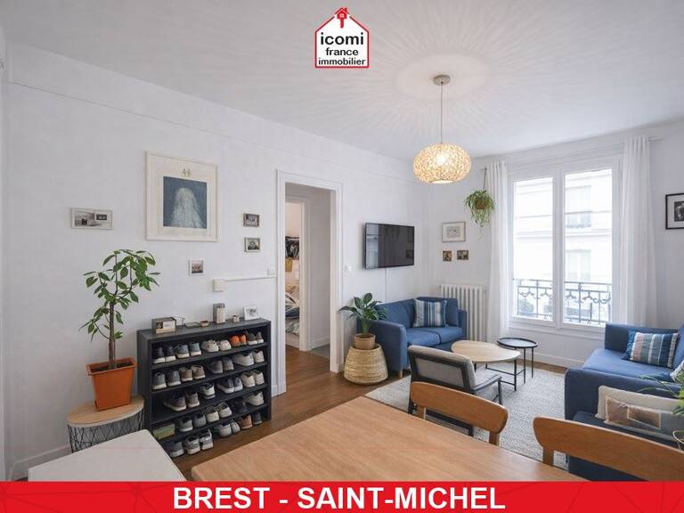 FINISTERE - Brest (29200) - A VENDRE - APPARTEMENT - RUE DE LA REPUBLIQUE - T3 - 2 CHAMBRES - IDEALEMENT SITUE - 1ER ETAGE - CAVE — photo 1