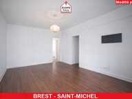 FINISTERE - Brest (29200) - A VENDRE - APPARTEMENT - RUE DE LA REPUBLIQUE - T3 - 2 CHAMBRES - IDEALEMENT SITUE - 1ER ETAGE - CAVE — photo 2