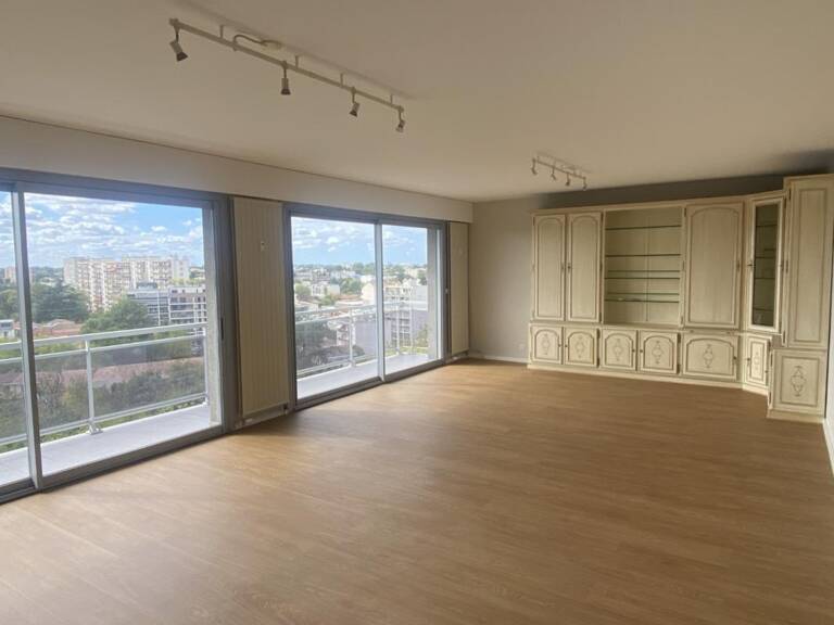 T3 rénové 9ème étage, vue imprenable — photo 1